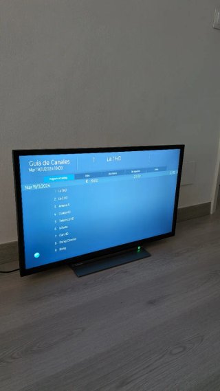 Televisor Toshiba 32 Negro y Plata