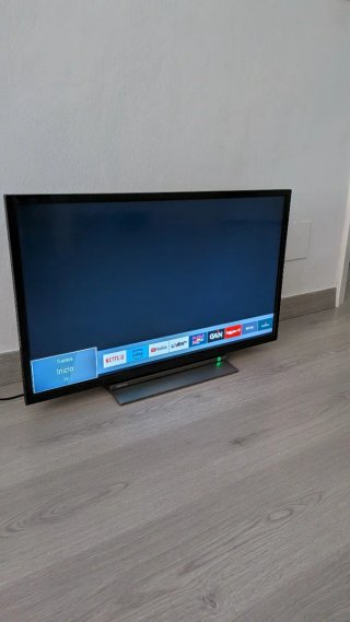 Televisor Toshiba 32 Negro y Plata
