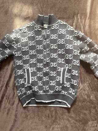 Cárdigan Gucci Gris y Blanco
