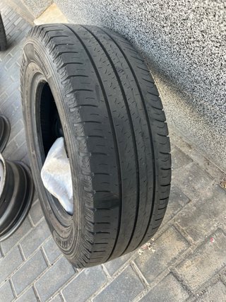Cubiertas Goodyear 215/65R16 C Carga