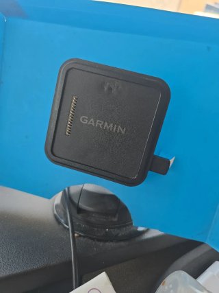GPS Garmin LGV800. WiFi .actualizaciones gratuitas