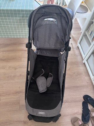 Silla de paseo ligera AXKID LIFE Gris