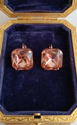 Orecchini eleganti color oro 18k e rosa