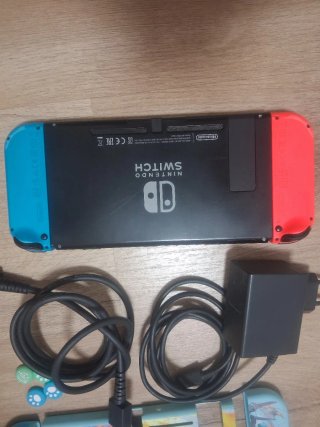 Pacchetto Nintendo Switch Completo