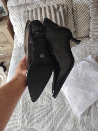 Nuove scarpe col tacco nere