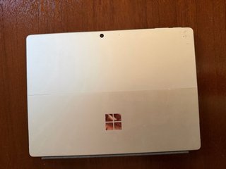 Microsoft Surface con Tastiera e Schermo