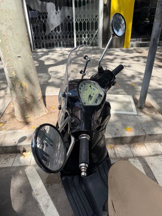 Vespa PX 125 T5 Negra y Beige