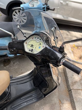 Vespa PX 125 T5 Negra y Beige