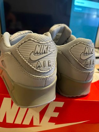 Nike Air Max 90 Talla 42 Gris
