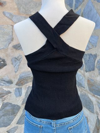 Top negro canalé halter cruzado Talla M