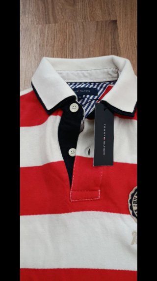 Polo Tommy Hilfiger Rayas Rojas y .nuevo