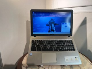 Asus VivoBook X540UA i5 8GB RAM