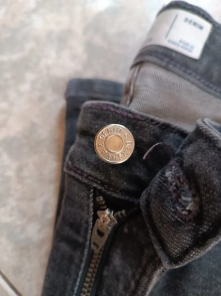 Pantalón vaquero negro Bershka