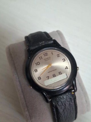 Reloj Casio AQ-27.