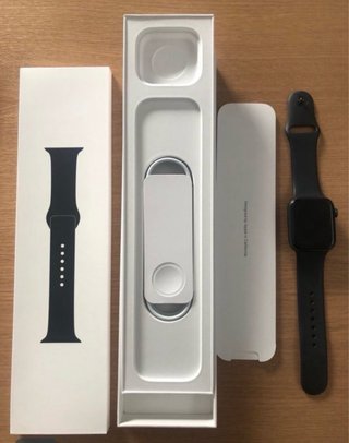 Apple Watch SE 44mm