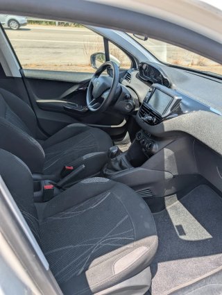 Peugeot 208 2013