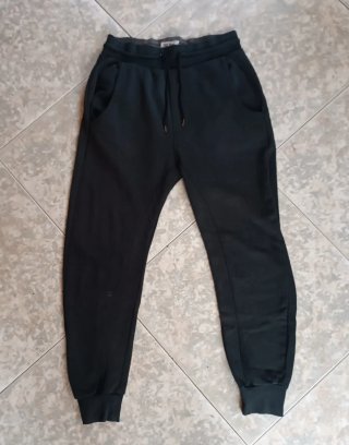Pantalón jogger chándal negro