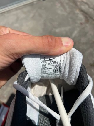 Nike Air Max Moto 2K