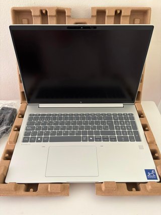 Portátil HP EliteBook 6 G1 16 Ryzen 5