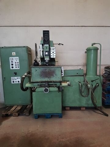 MAQUINA DE ELECTROEROSION