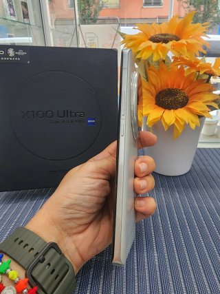 Vivo X100 Ultra 1TB Argento Versione Cinese
