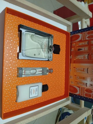 132. Terre d'Hermès Eau de Parfum Intense Set