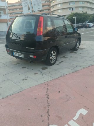 Mitsubishi Space Runner 2002