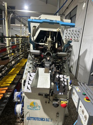 MAQUINARIA COMPLETA FABRICACIÓN TODO TIPO CALZADO