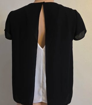 Blusa negra y blanca