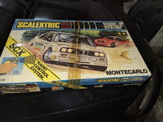 2 Scalextric antiguos, enteros, en buen estado
