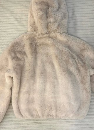 Chaqueta Bershka Beige (precio original: 36,99)