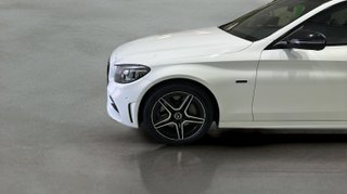 Mercedes-Benz Clase C 300 de 225 kW (306 CV)