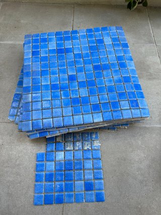 Gresite azul para piscina. 16 láminas de 34x34