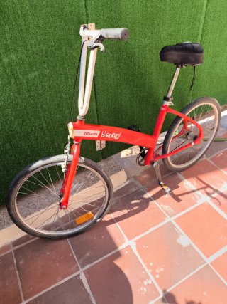 Bicicleta paseo Decathlon B'Twin Roja