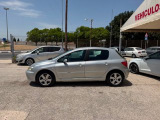 Peugeot 307 2004