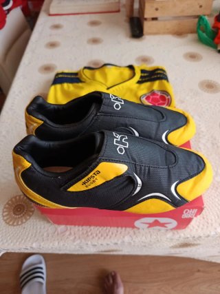 Botas de Rugby Kipsta Talla 33