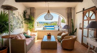 Chalet en alquiler en Zona el Higuerón en Benalmádena