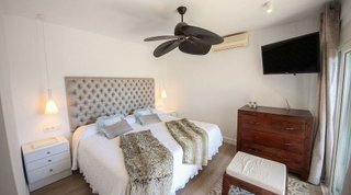 Chalet en alquiler en Zona el Higuerón en Benalmádena