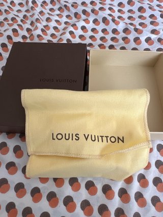 Caja Louis Vuitton Marrón