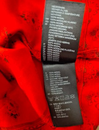 Blusa donna rossa con fantasia