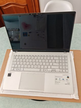 ASUS Vivobook S 15 OLED