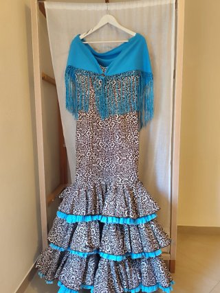 Traje Flamenca T38-40 y complementos