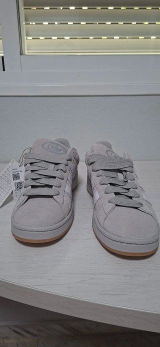 Adidas Grises Sin Estrenar. Campus