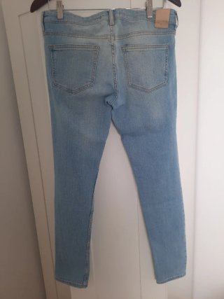 Pantalón vaquero Zara hombre desgastado T.38