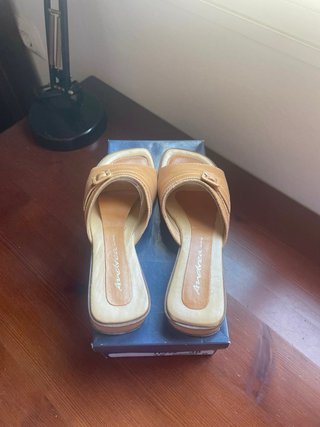 Sandalias Andrea Piel Camel Talla 38