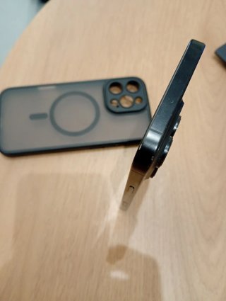 iPhone 16 Pro Max Space Gray