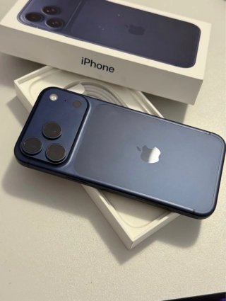 iPhone 17 Pro Max Azul