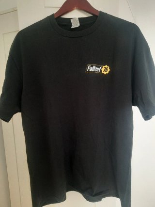 Camiseta Bethesda Fallout 76 Talla XL