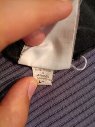 Camiseta Nike blanca y negra manga corta