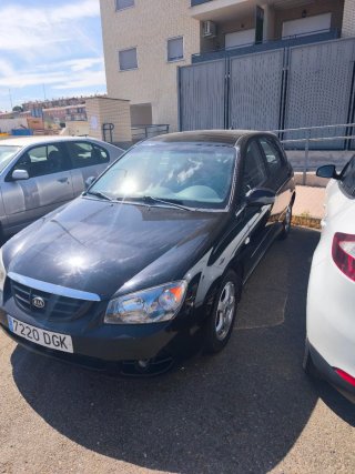 KIA Cerato 2005
